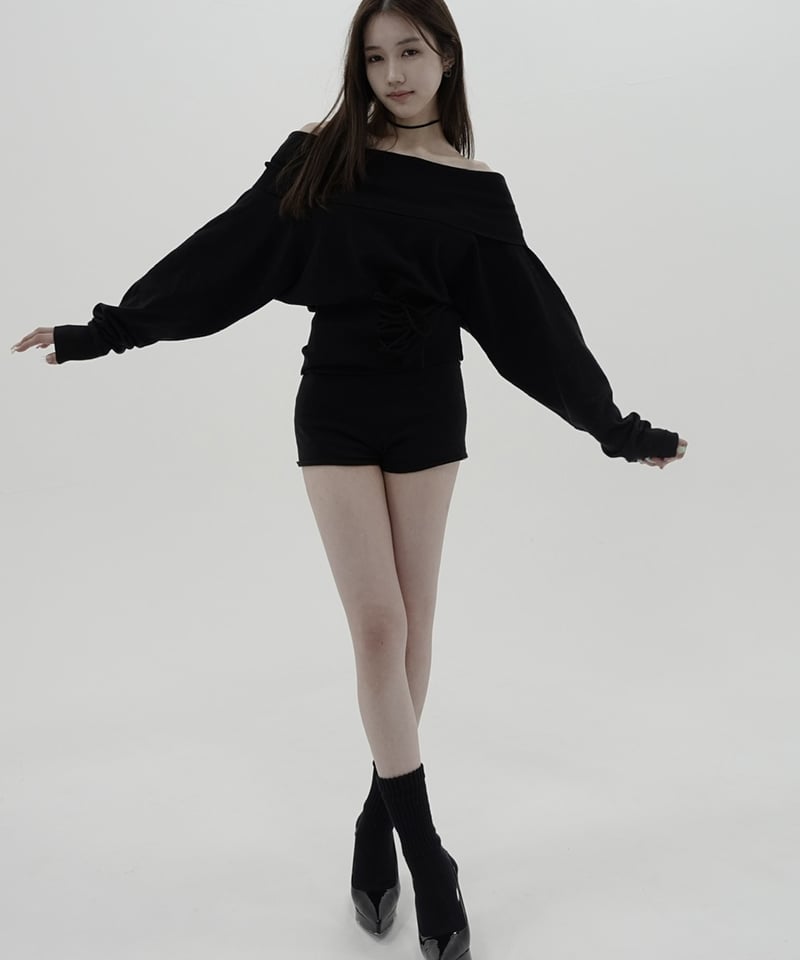 shape waist knit setup | KISS THE CLUB