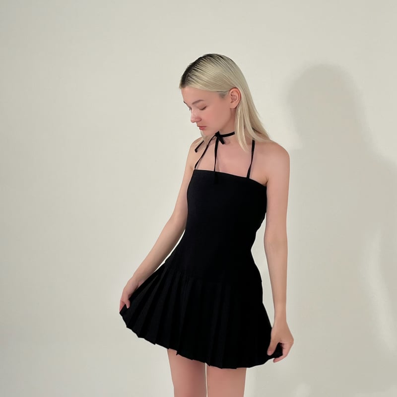 ribbon pleats onepiece | KISS THE CLUB