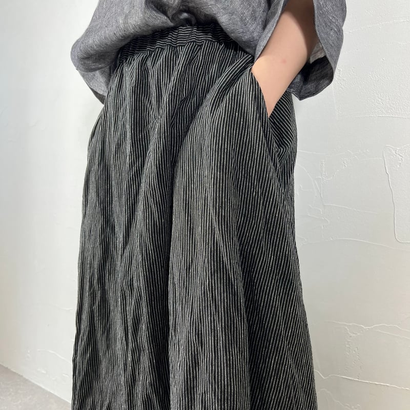 Sikuten ギャザースカート(BLACK STRIPE) | イロアセナイ Sikuten ギャザースカート(BLACK STRIPE) | イロアセナイ