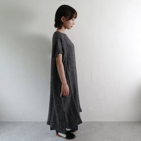 Sikuten リネンスリットワンピース