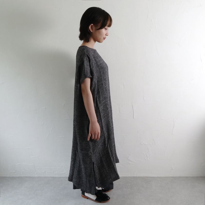 Sikuten リネンスリットワンピース | イロアセナイ