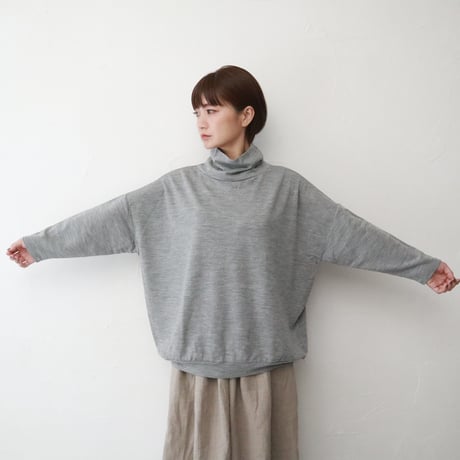 Sikuten ウールタートルネックプルオーバー