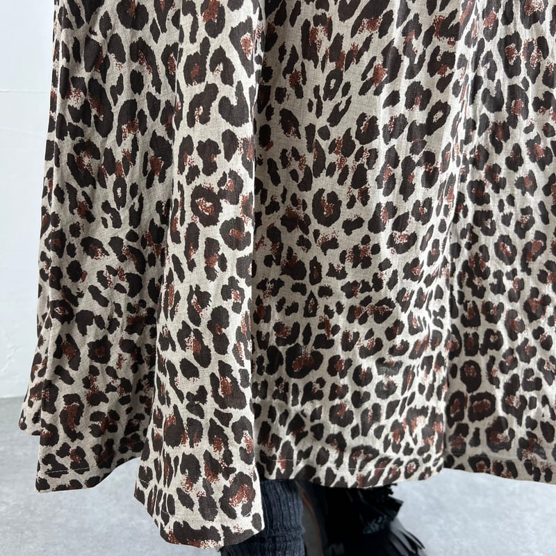 Sikuten ギャザースカート(LEOPARD) | イロアセナイ Sikuten ギャザースカート(LEOPARD) | イロアセナイ