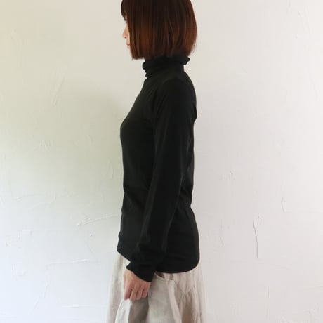 Sikuten  HARD TWIST YARN  スムースコットン  ハイネックカットソー