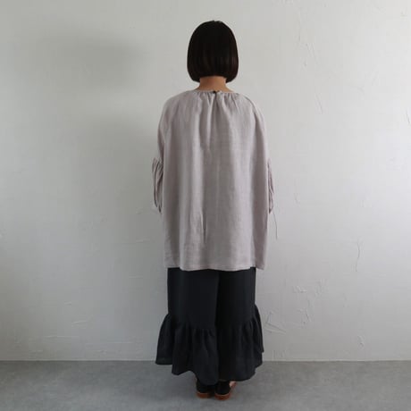 Sikuten リネンパフスリーブチュニック