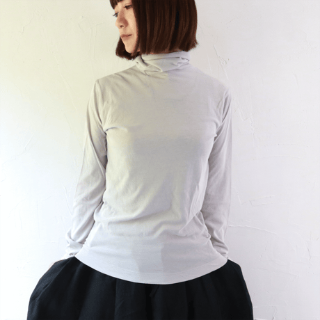 Sikuten  HARD TWIST YARN  スムースコットン  ハイネックカットソー