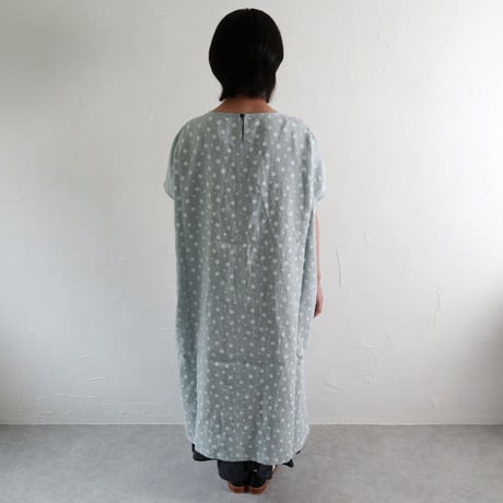 Sikuten リネンスリットワンピース