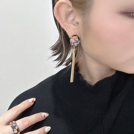 SAZARE BLACK TASSELピアス・イヤリング