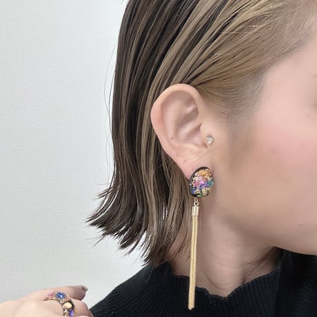 SAZARE BLACK TASSELピアス・イヤリング