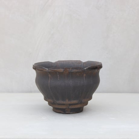 石塚花弓　植木鉢　新品未使用　検索　大貫弘由岐 石塚花弓 植木鉢 新品未使用 検索 大貫弘由岐 - メルカリ