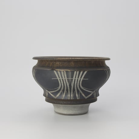 大貫弘由岐　陶器鉢　新品未使用 Yahoo!オークション -「大貫弘由岐」(花、園芸) の落札相場・落札価格