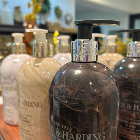 《おすすめ》Baylis＆Harding 大理石柄ハンド＆ボディウォッシュ
