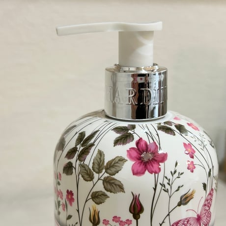 BAYLIS＆HARDING ロイヤルガーデン ハンドウォッシュ／ローズ&ポピー
