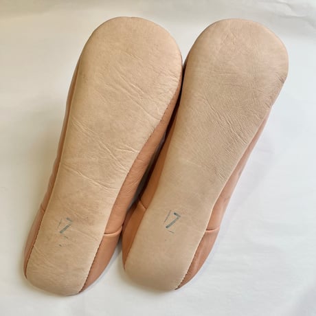 モロッコ レザーバブーシュ S２３.５cm 薄橙色