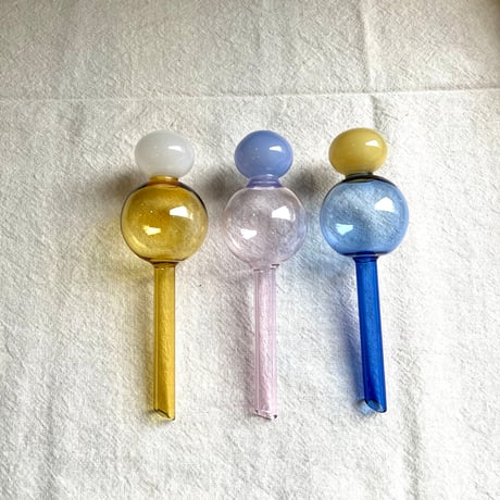 水のやり忘れを防いでくれるガラスのディスペンサー／Ｓ／ブルー