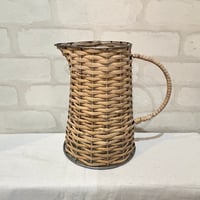 ピッチャー型ウィッカーバスケット