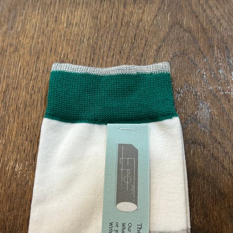 《from F》クルー丈ソックス／WH