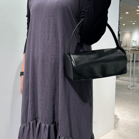 《 送料無料 》toca／HALF MOON BAG