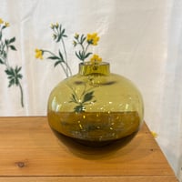 ぽってり厚みのある小さなフラワーベース／チャビー