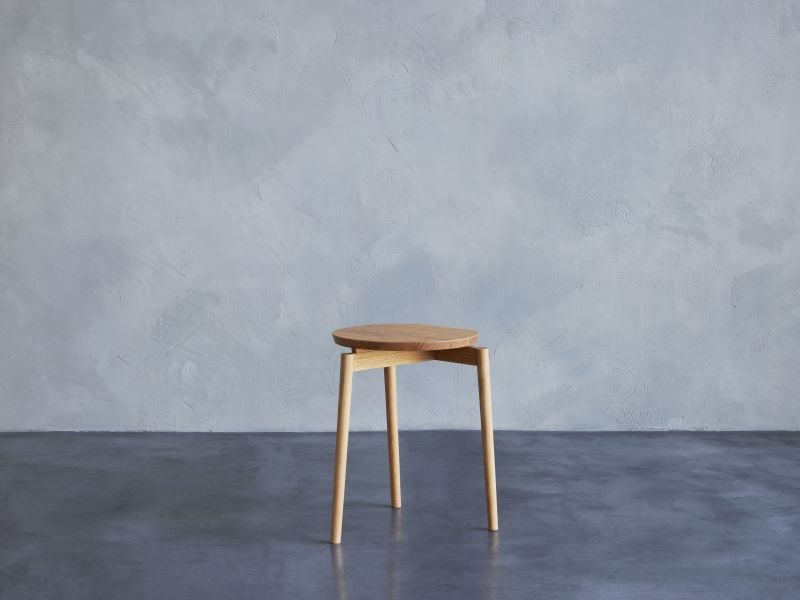 Lok stool | 十一 soichi,Inc.