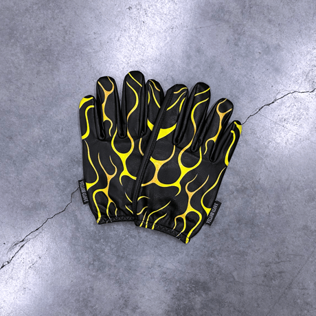 SHORT GLOVE / YELLOW FLAMES