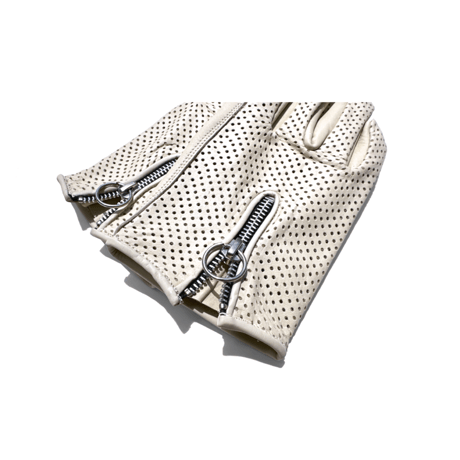 PUNCHING ZIPPER / WHITE BEIGE
