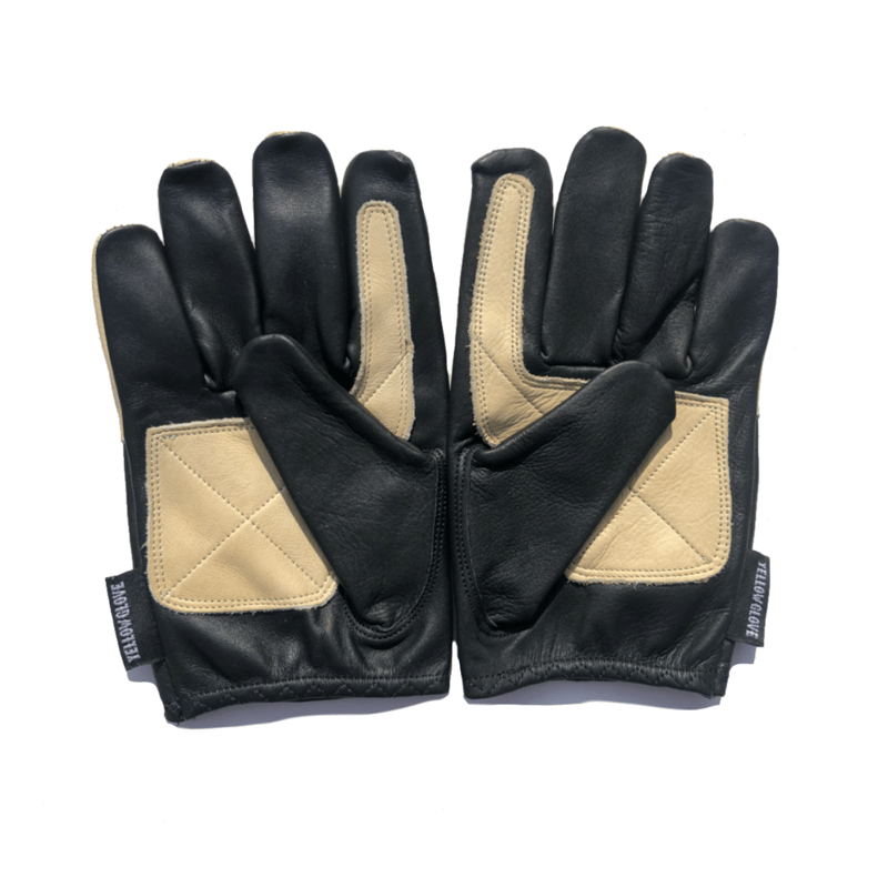 SHORT FIRE / BLACK | Yellow Glove SHORT FIRE / BLACK | Yellow Glove