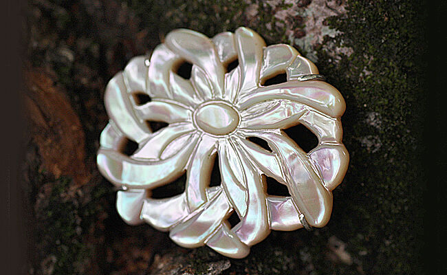 正光作　夜光貝？アンティーク工芸品 正光作 夜光貝？アンティーク工芸品