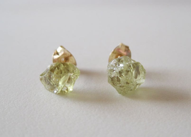 マリガーネットの原石ピアス/Mali, Africa 14kgf | Pomme