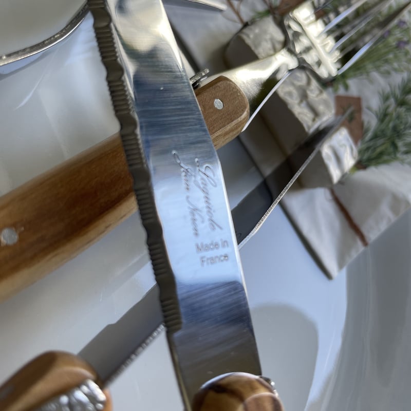 量産品 オリーブナイフ2本🍴フォーク2本Laguiole ラギオールカトラリー 