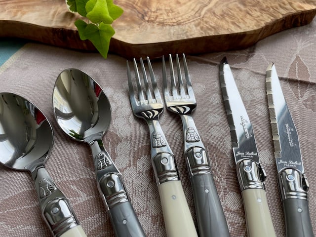 ラギオール　ジャンデュボ　フランス製　24本セット　 木箱付　マーブルアイボリー ラギオールジャンデュボフランス製24本セット 木箱付マーブルアイボリー