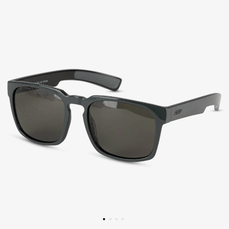 SEVEN THREES SUNGLASSES< Gloss Stealth>