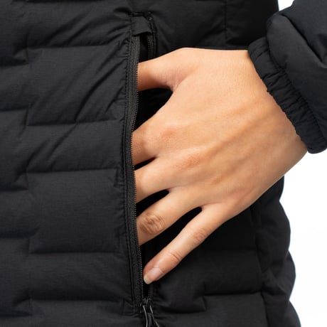 【女性用】LUNA STRETCH DOWN HOODED JACKET<BLACK>