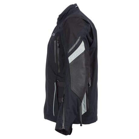 LATITUDE JACKET<BLACK>
