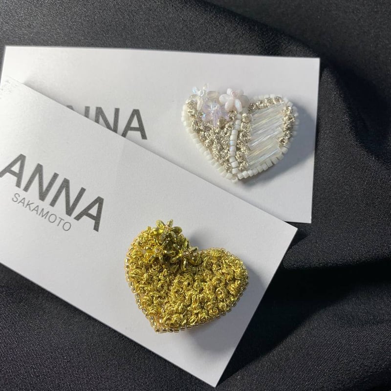小さなハートブローチ ゴールド | ANNA SAKAMOTO