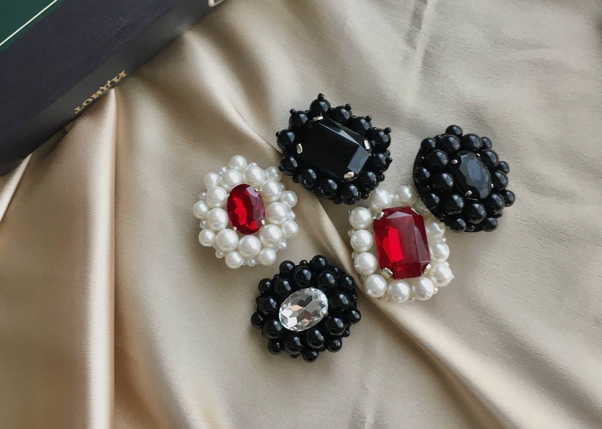 本パールとストーンのブローチ パール ストーン クラシックブローチ | Faboutique