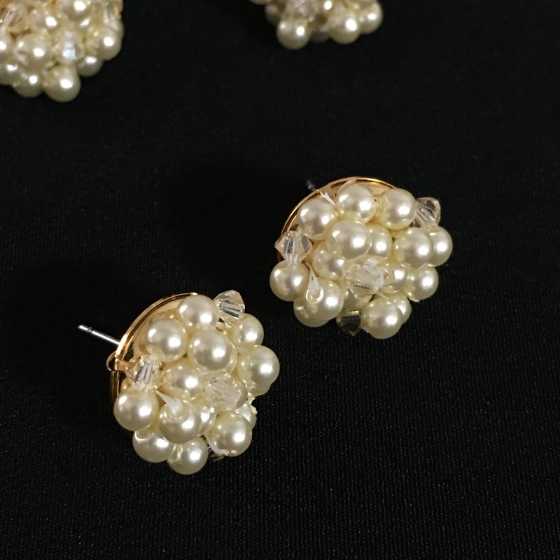 小粒イエローパールフラワーモチーフピアス・イヤリング | ANNA SAKAMOTO