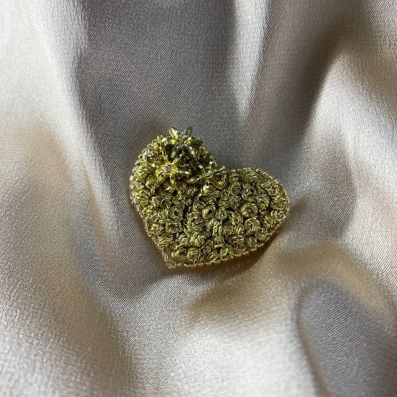 小さなハートブローチ ゴールド | ANNA SAKAMOTO