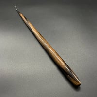 松村作　針外し　黒柿（孔雀）　MHG-1