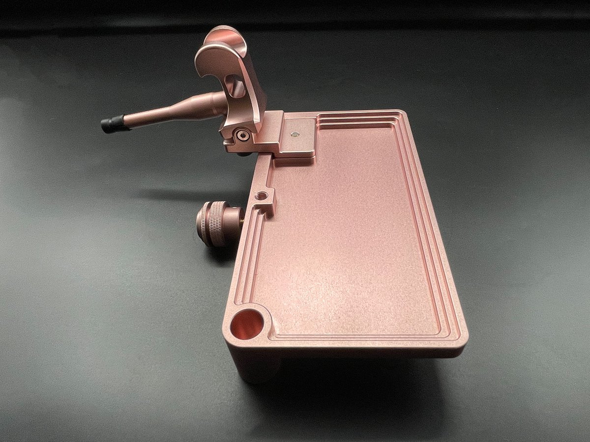 アルミ削り出し　へらお膳　砲台式 ヘラブナ　お膳 アルミへらお膳 砲台式 ピンク | 長谷部釣具店