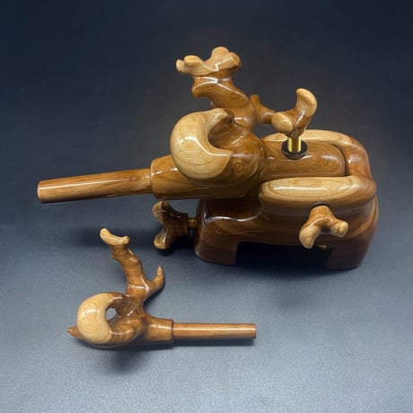松村作　大砲万力　槐（中）