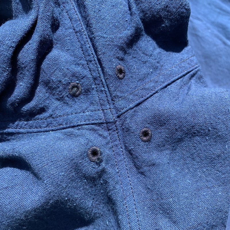 日本の伝統生地で現代服を作る 「かすりのワークシャツ」 そめ