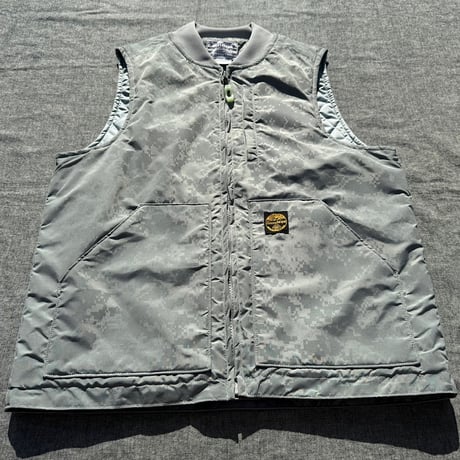 NAOSHIYA CUSTOM FACTORY　シンサレートキルティング軽量ナイロンベスト
