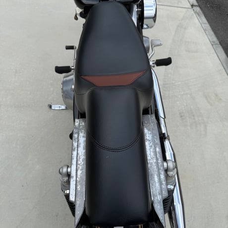 「Convenience Leathers」　HARLEY DAVIDSON　FXR専用シート　ブラウンコンビ