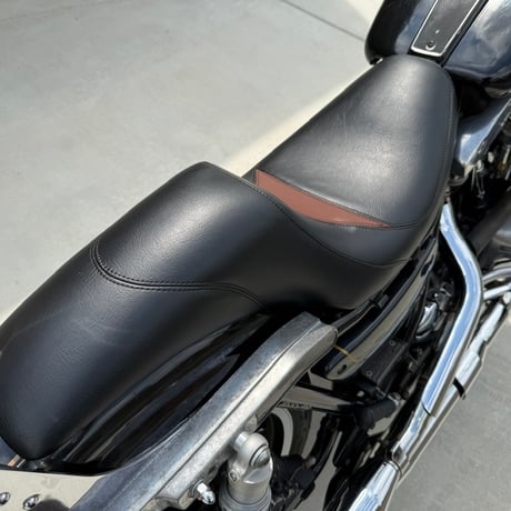 「Convenience Leathers」　HARLEY DAVIDSON　FXR専用シート　ブラウンコンビ