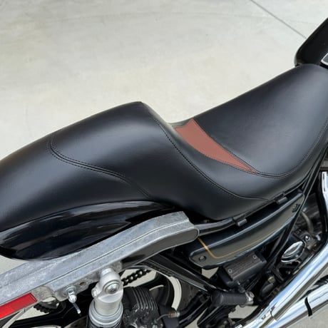 「Convenience Leathers」　HARLEY DAVIDSON　FXR専用シート　ブラウンコンビ