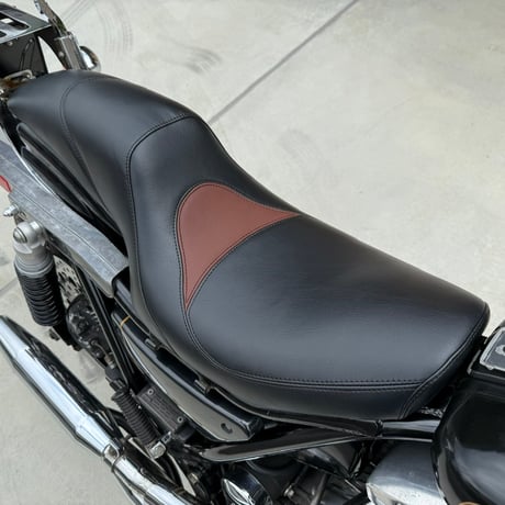 「Convenience Leathers」　HARLEY DAVIDSON　FXR専用シート　ブラウンコンビ