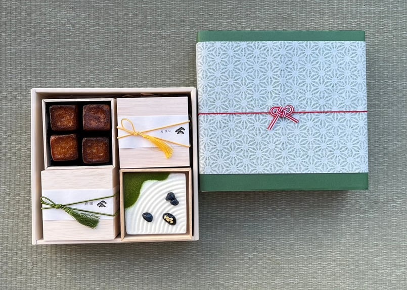 ギフトラッピング】キュービックカヌレ・庭園ティラミス 各2箱セット