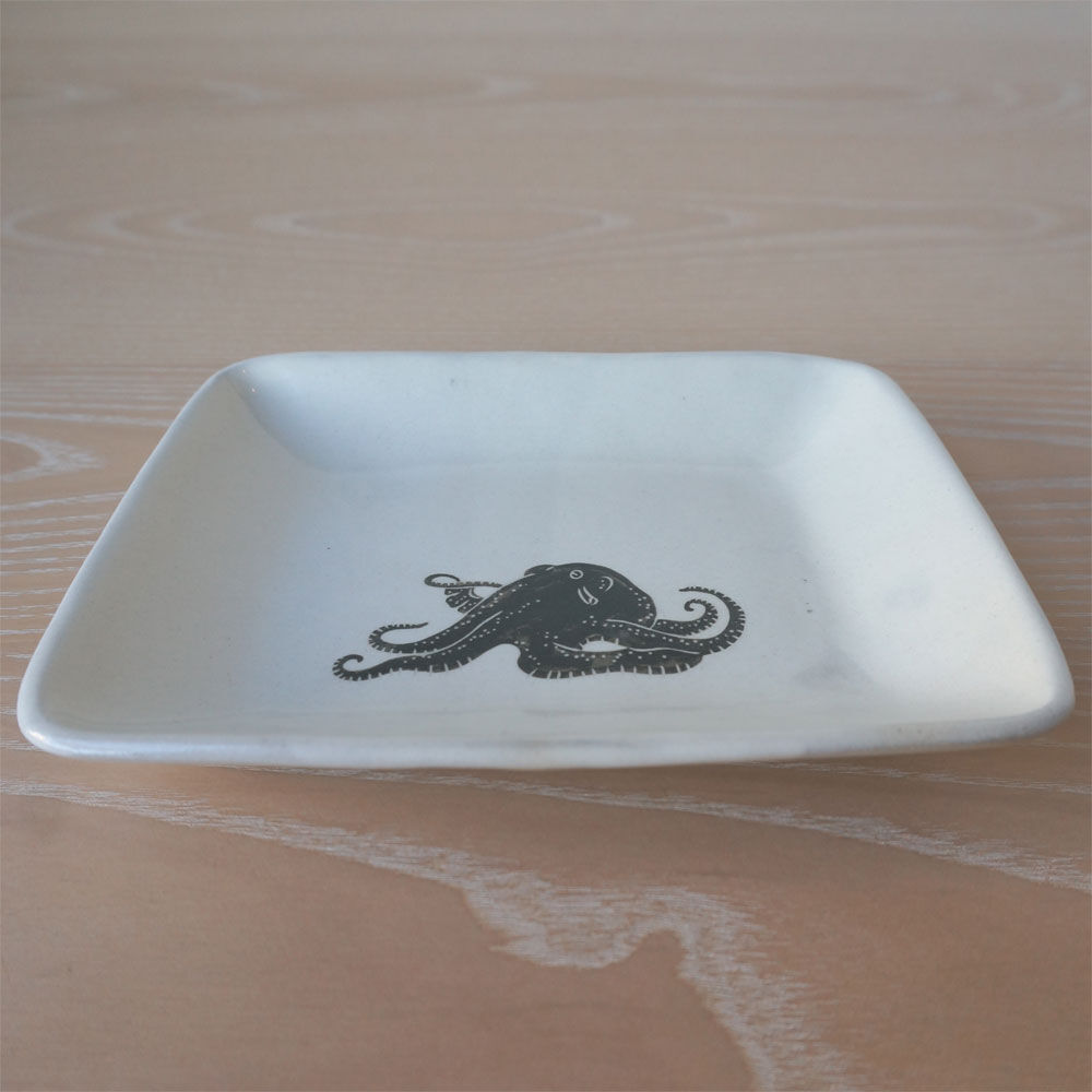 TAKUNOBU 粉引四角皿 タコ | knot Online