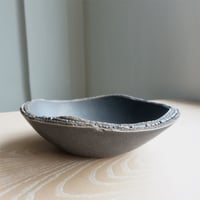 櫻井靖泰　Jag bowl（9寸）黒釉